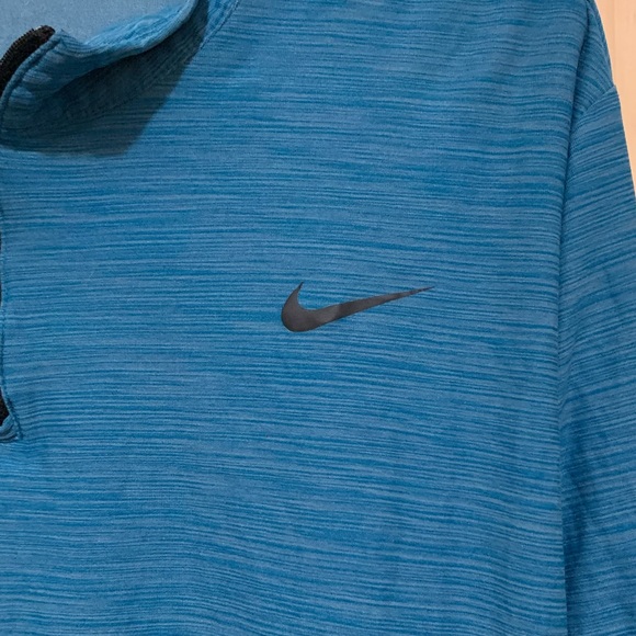NIKE  Swoosh!  1/4 Zip  Running / Jogging  Long Sleeve Pullover XL - Picture 5 of 5